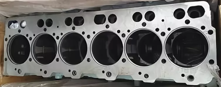Блок цилиндров двигателя Yuchai YC6B125/YC6108 330-1002170/330-1002015A/330-1002114/B7615-1002000    