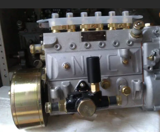 ТНВД (топливный насос высокого давления) двигателя Yuchai YC6J125Z J8000-1111100A-493
