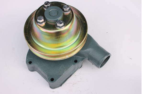 6QAJ-1307010 / 6QAJ-1307010D Насос водяной (помпа) для двигателей Yuchai YC6108 и YC6B125 6QAJ-1307010 / 6QAJ-1307010D