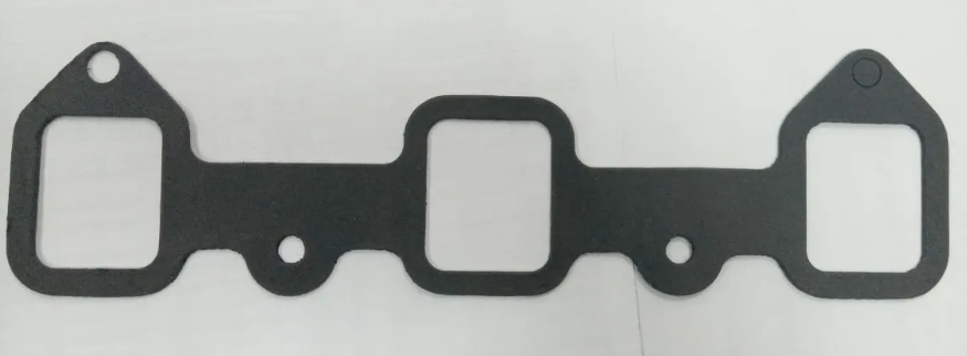 Прокладка впускного коллектора для двигателей Yuchai YC6B125 и YC6108 6105QA-1008011 / 4110001060082