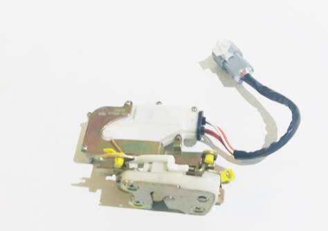 Замок комплект на дверь левый Camc 6105B-009