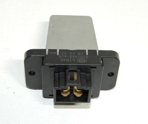 Реле отопителя FAW 8101045-A18